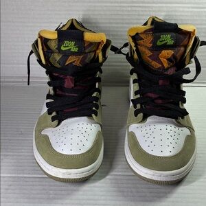 High-Top Sneakers - Multicolor Nike SKU CT0978-203 NEW (not box)